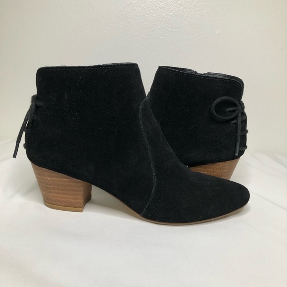 Isaac Mizrahi Shoes - Isaac Mizrahi Charles Black Suede Back Lace Ankle Booties Block Heel Womens 6M